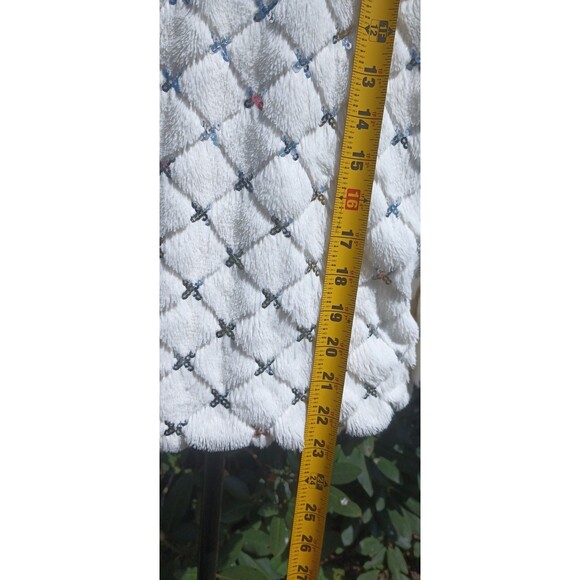 Collection Eighteen Faux Fur Silver Bling White Large Women's Snap Lined Jacket - Picture 4 of 8